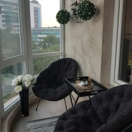 Stylish 1br Flat With Sunny Terrace Apartment *