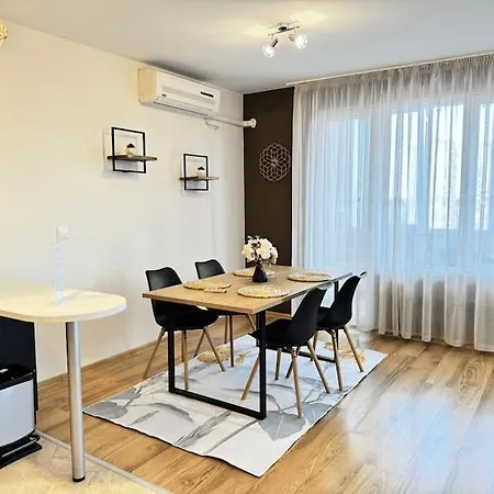 Stylish 1br Flat With Sunny Terrace Burgas